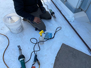 Commercial Roofing Contractor1